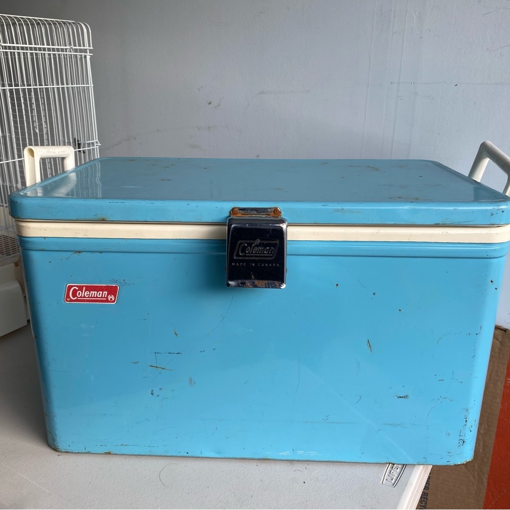 Rustic vintage Coleman Canada Snow-Lite Steel Belted Low Boy Cooler